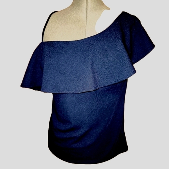 Banana Republic navy blue ruffle top in size medium - Picture 2 of 9